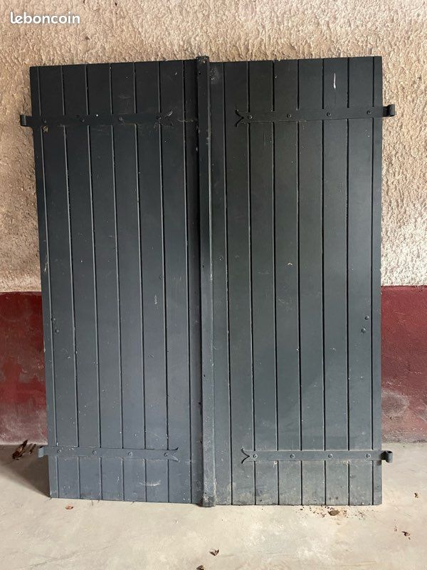 Lot de 2 paires de volets en sapin (image 1)