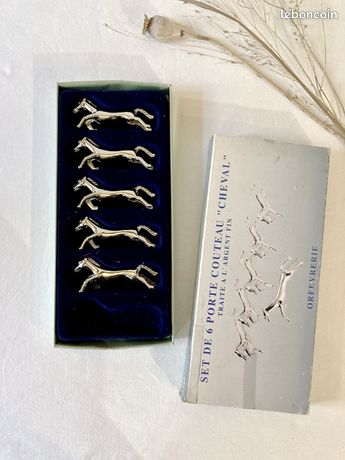 lot de 12 ancien porte-couteaux en métal argenté forme de