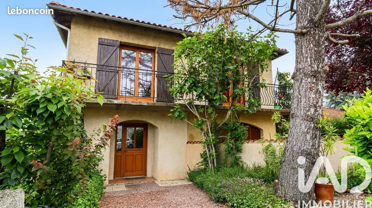 Maison 8 pièces 207 m² · à Cournon-d'Auvergne · 207 m² · 369 000 €