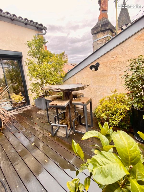 Magnifique T3 bis duplex avec terrasse intime , garage et cave pas de copropriété - Bordeaux 33000 (image 2)