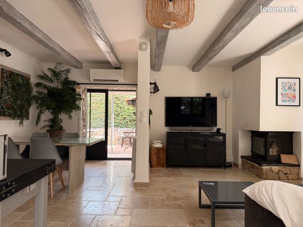 Maison atypique T4 rénovée avec piscine et vue dégagée — 5