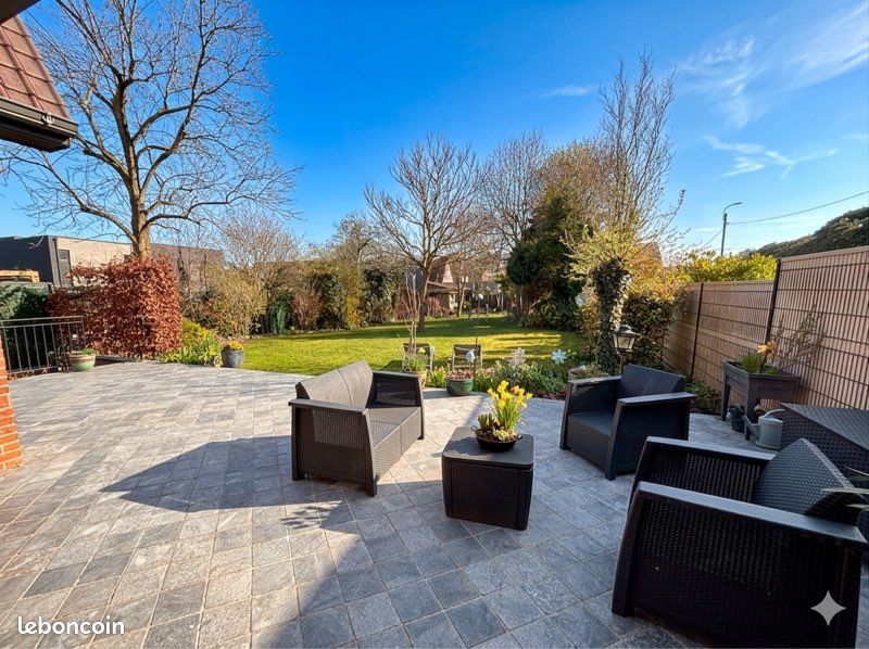 Maison 5 pièces 140 m² · à Vendeville · 140 m² · 499 900 €