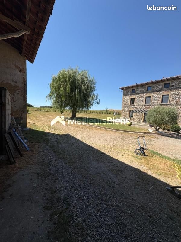 Maison 6 pièces 200 m² · à Sainte-Anne-sur-Gervonde · 200 m² · 573 000 €