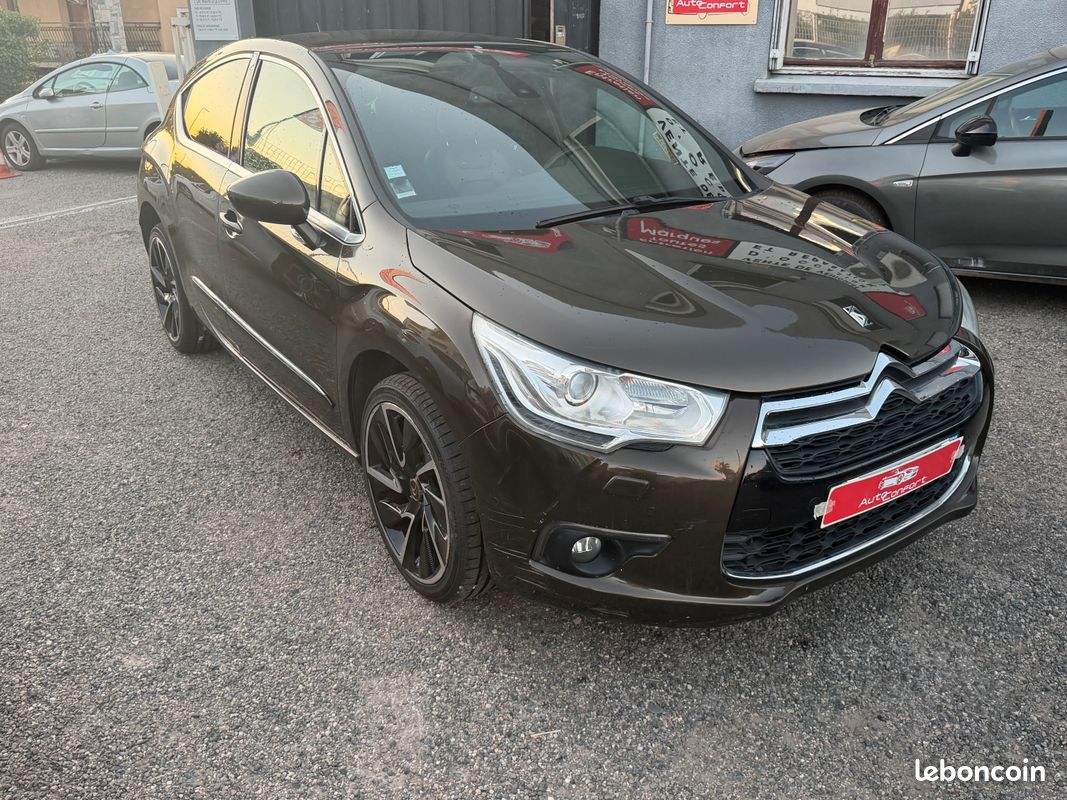 CITROEN DS4 1.6 THP 200ch Sport Chic (image 2)
