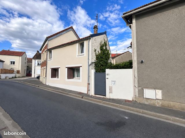 Maison 2 pièces 50 m² · à Villebon-sur-Yvette · 50 m² · 960 €/mois
