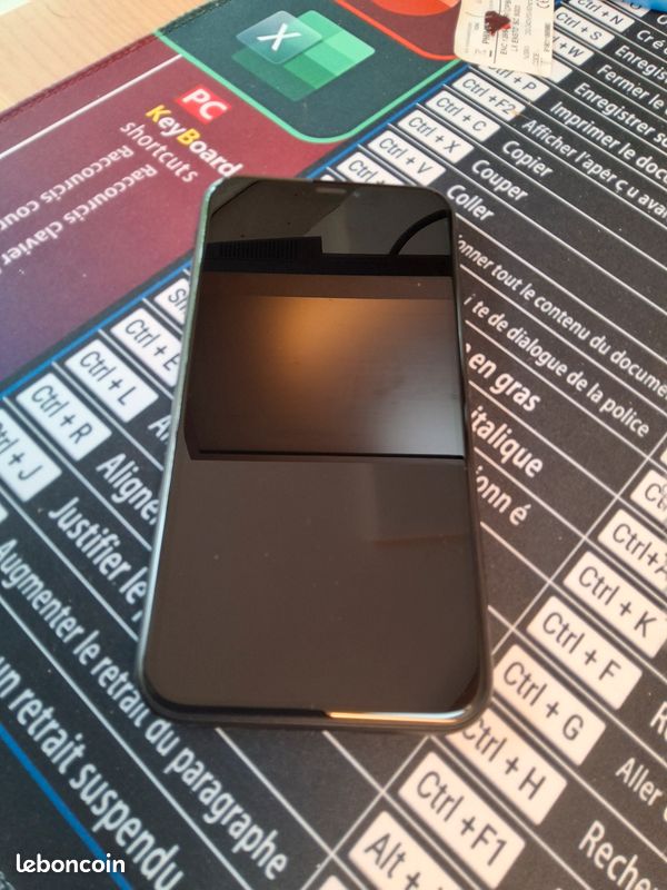 Iphone XR excellent etat (image 1)