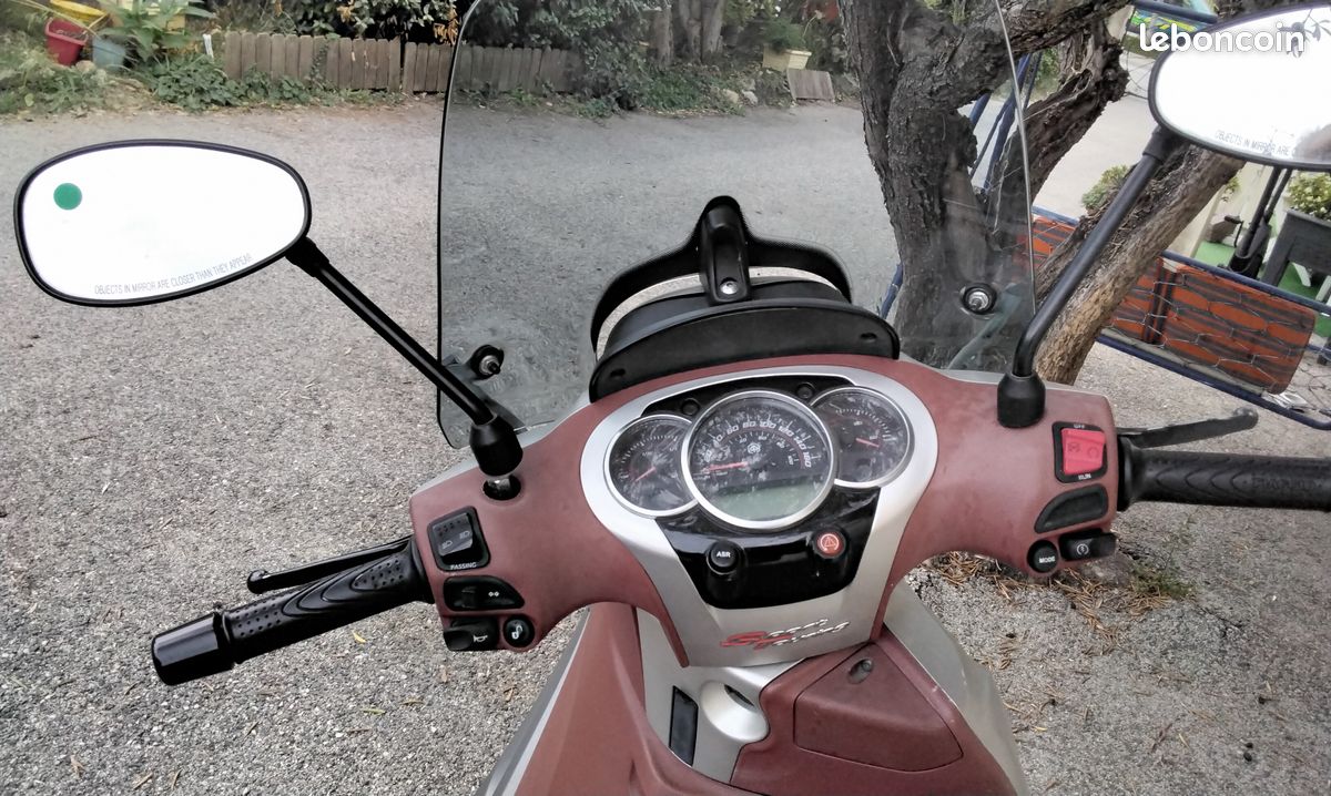 Scooter piaggio (image 1)