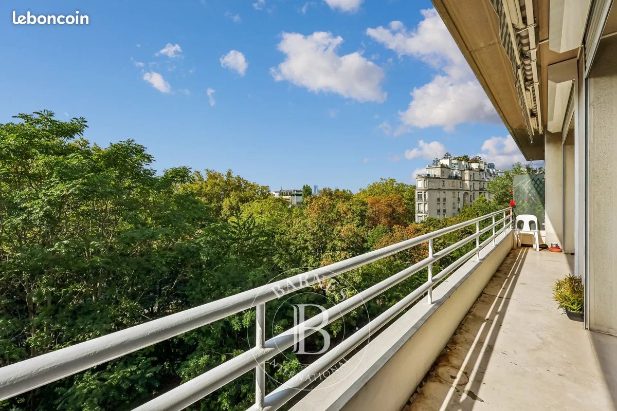Appartement 2 pièces 77 m² · à Paris · 77 m² · 790 000 €