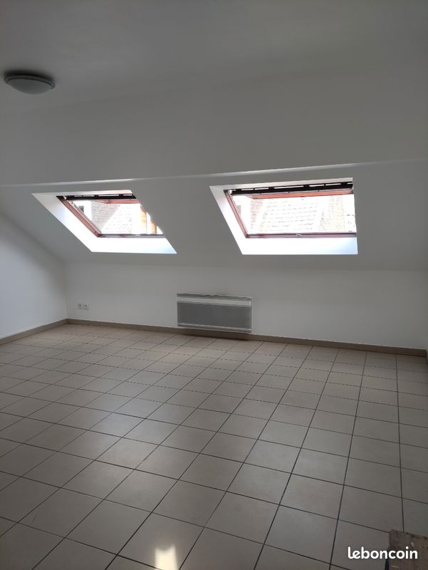 Appartement 1 pièce 33 m² · à Calais · 33 m² · 485 €