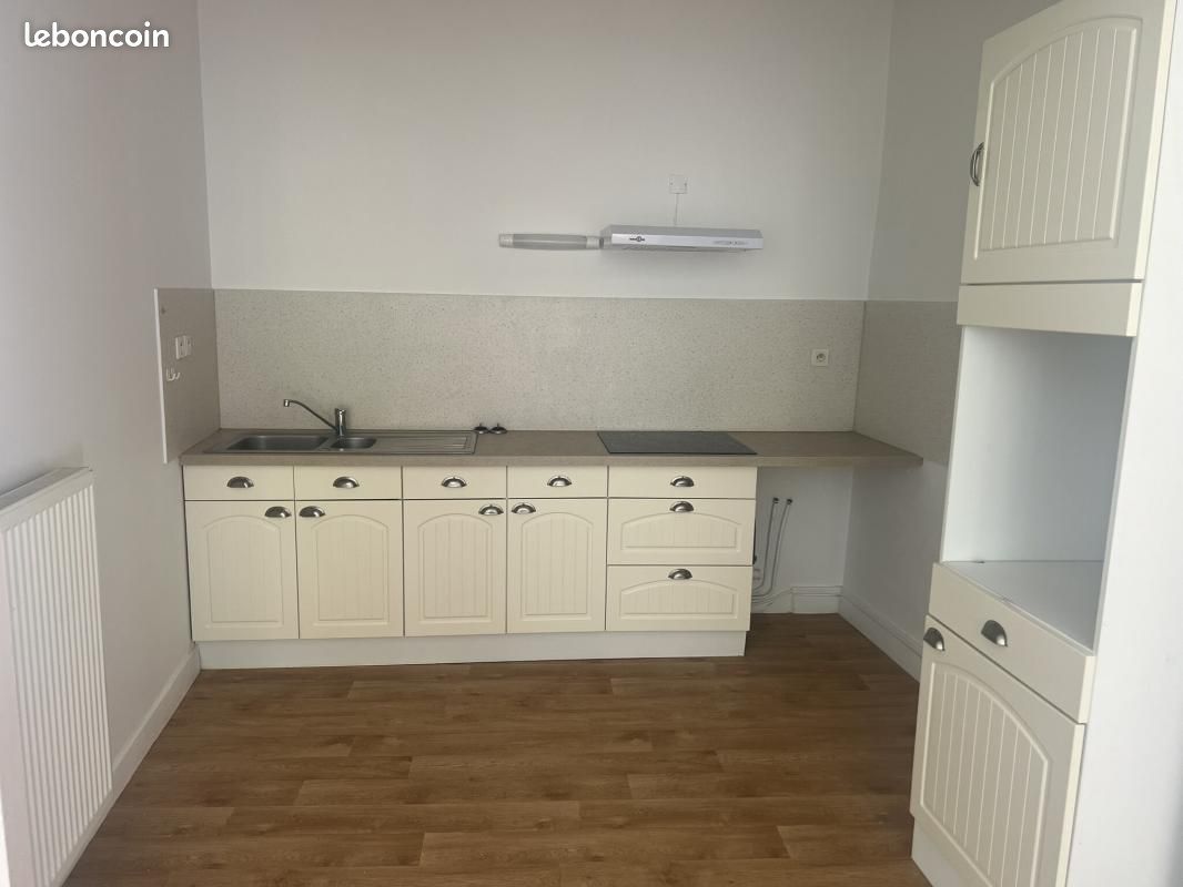 Appartement 2 pièces 62 m² · à Charolles · 62 m² · 470 €/mois