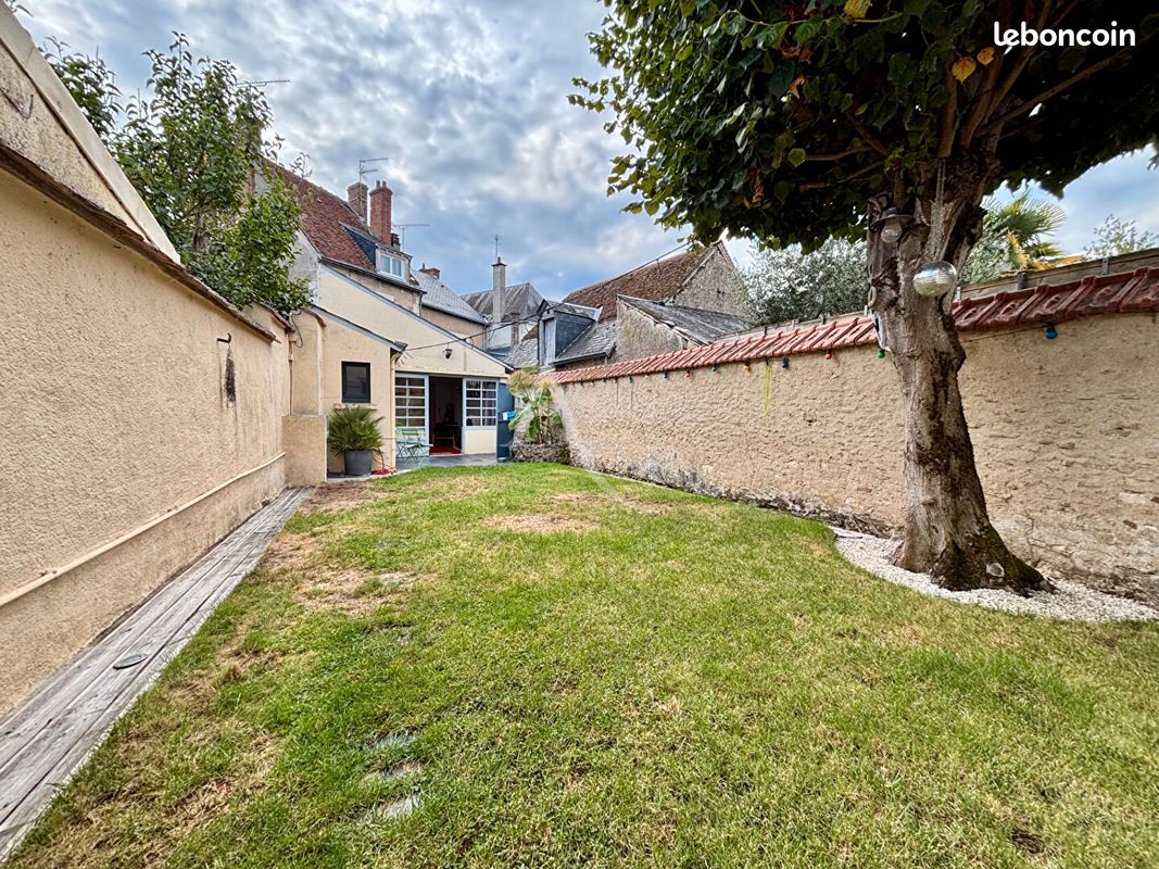 Maison 6 pièces 131 m² · à Le Controis-en-Sologne · 131 m² · 197 000 €