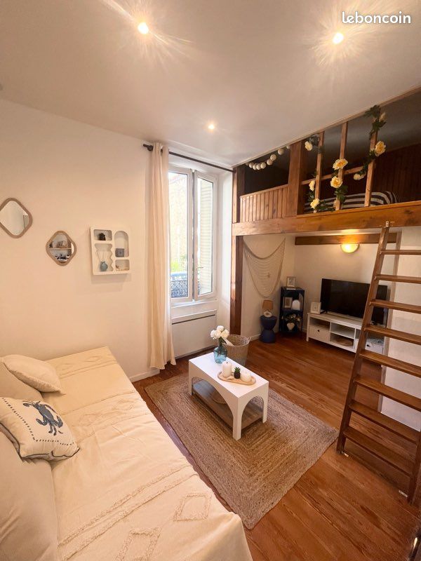 Appartement 1 pièce 25 m² · à Aix-les-Bains · 25 m² · 750 €/mois