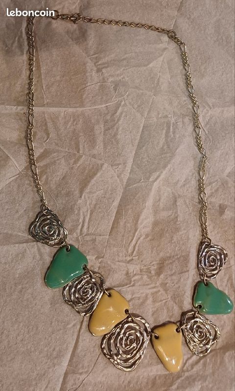 Collier email écru et turquoise (image 1)