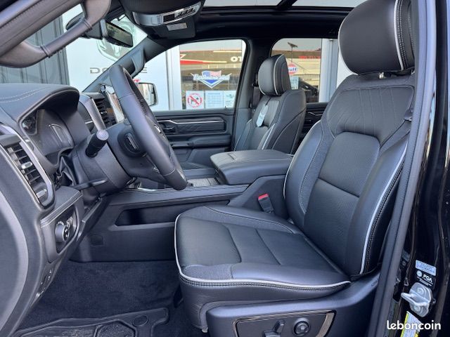 Dodge Ram 1500 CREW LIMITED NIGHT EDITION RAMBOX 2025 (image 17)