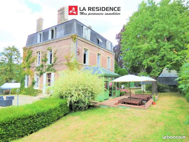 Maison 13 pièces 323 m²