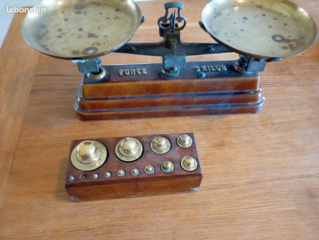 Grande Balance Roberval - Jouet Petite Marchande - Avec Poids - Vintage