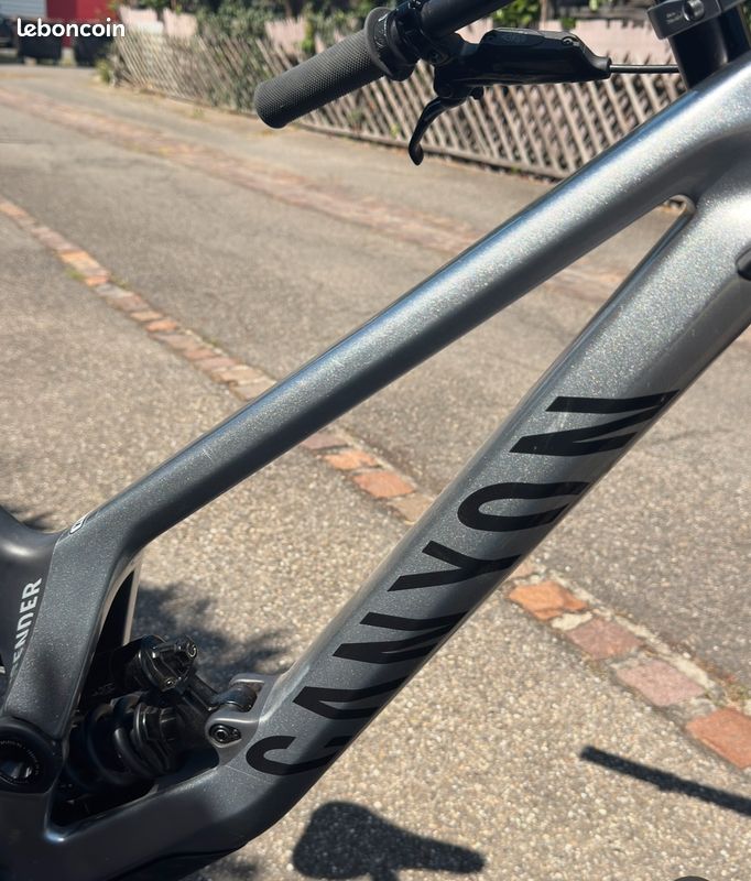 VTT DH Canyon CRF 2023 Vélos - Main Image