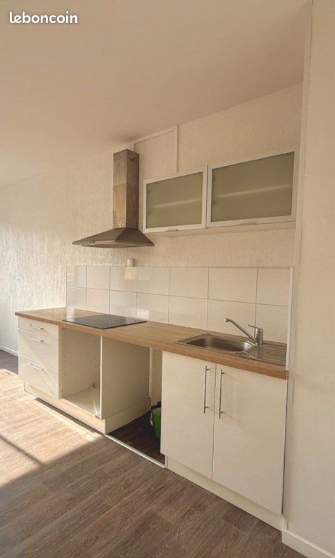 Parking 3 pièces 80 m² · à Lille · 80 m² · 250 000 €
