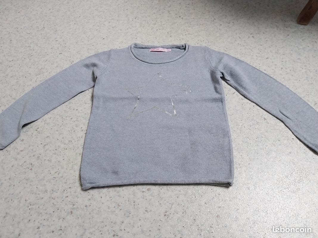 Pull Joules Fille Gris Avec Chiens, Chevaux Et Fraises – Taille UK 9-10 Ans (Occasion)