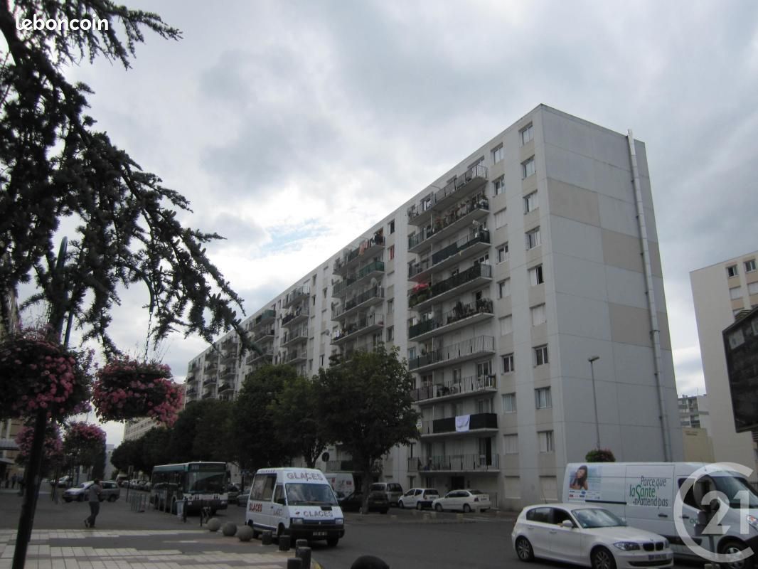 Appartement 2 pièces 52 m² · à Garges-lès-Gonesse · 52 m² · 130 000 €