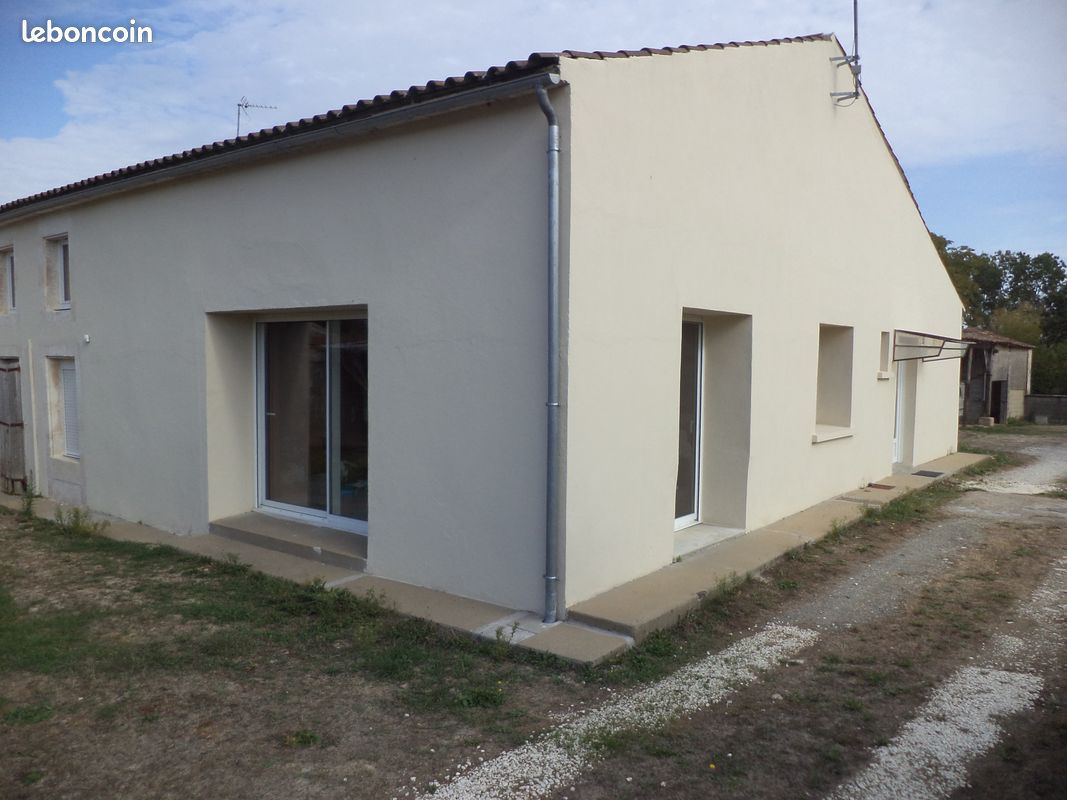 Maison 7 pièces 190 m² · à Surgères · 190 m² · 299 900 €