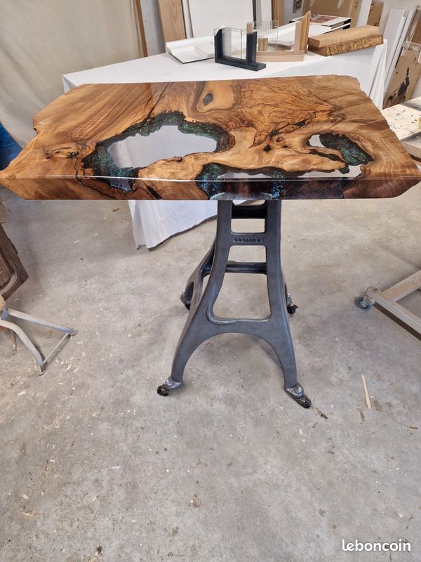 Table mange debout (image 1)