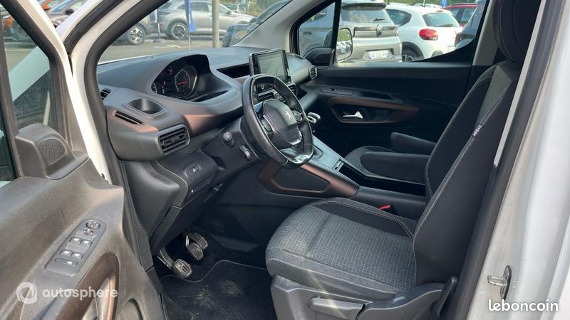 Peugeot Rifter 1.5 BlueHDi 130ch S&S Standard GT Line (image 12)