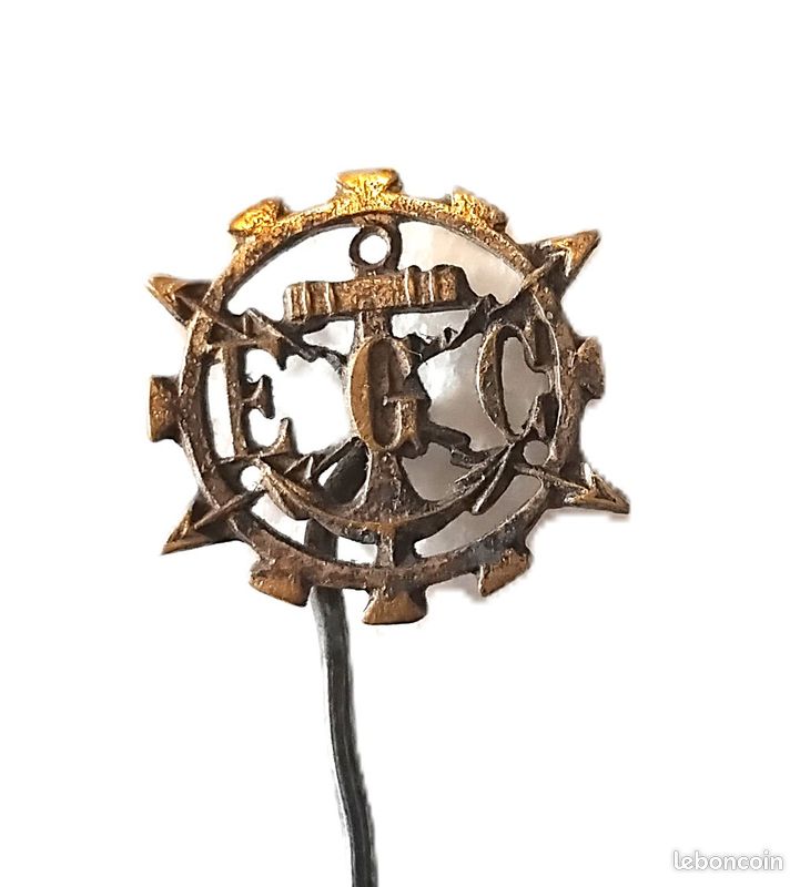 Insignes Pin's Marins Fantaisie - Lot Neuf Avec étiquettes, Thème Personnages, Plastique Coloré