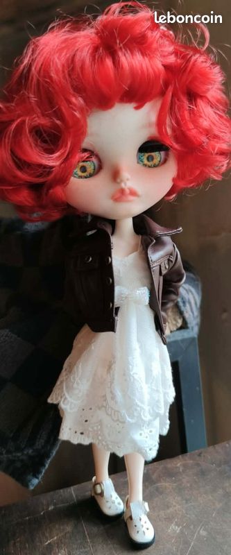 À vendre poupée blythe personnalisée signée et numerotée, nommée Leeloo (image 11)