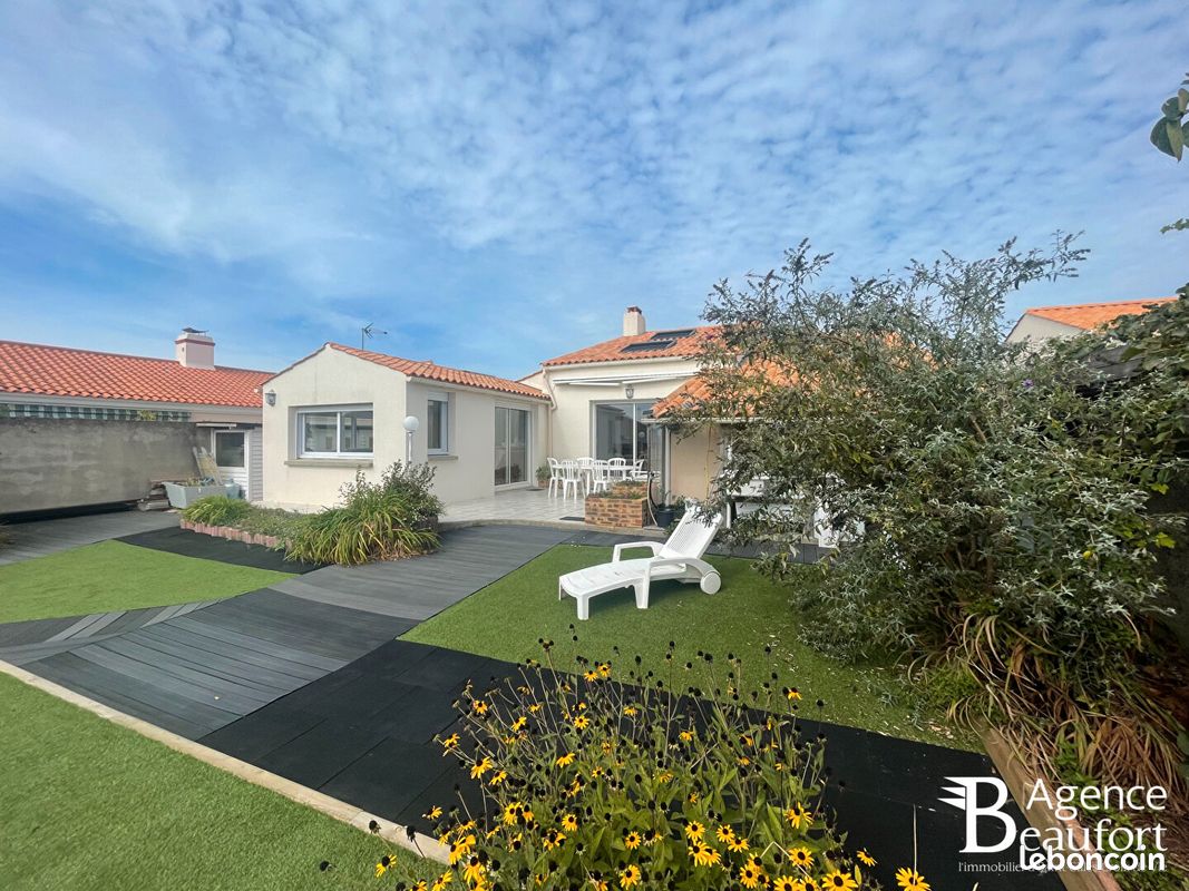 Maison 5 pièces 135 m² · au Fenouiller · 135 m² · 364 000 €