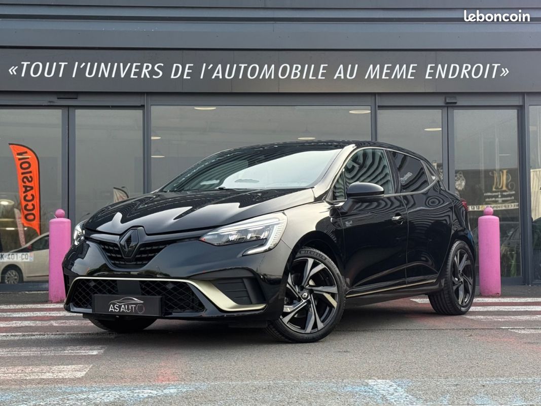 RENAULT CLIO V E-Tech full hybrid 145ch Engineered 1ERE MAIN BOITE AUTO COCKPIT CARPLAY CAMERA AUCUN FRAIS (image 5)