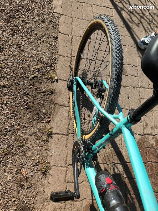 Cadre Vélo Gravel Polygon Bend R2 – Taille M, Bleu Clair, Aluminium, Freins Disques (Occasion)