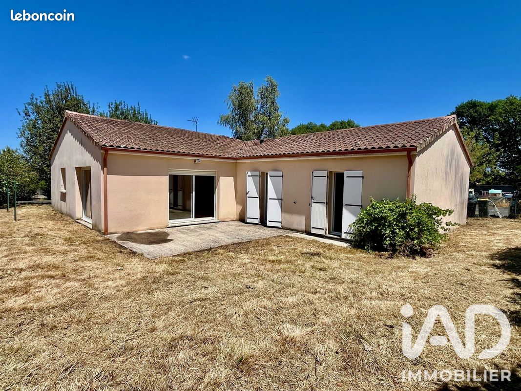 Maison 5 pièces 113 m² · à Fleuré · 113 m² · 163 000 €