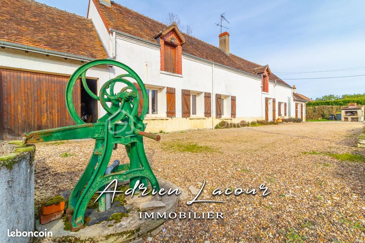 Maison 5 pièces 112 m² · à Gièvres · 112 m² · 117 000 €