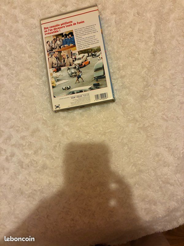 Le gendarme et les gendarmettes VHS (image 2)