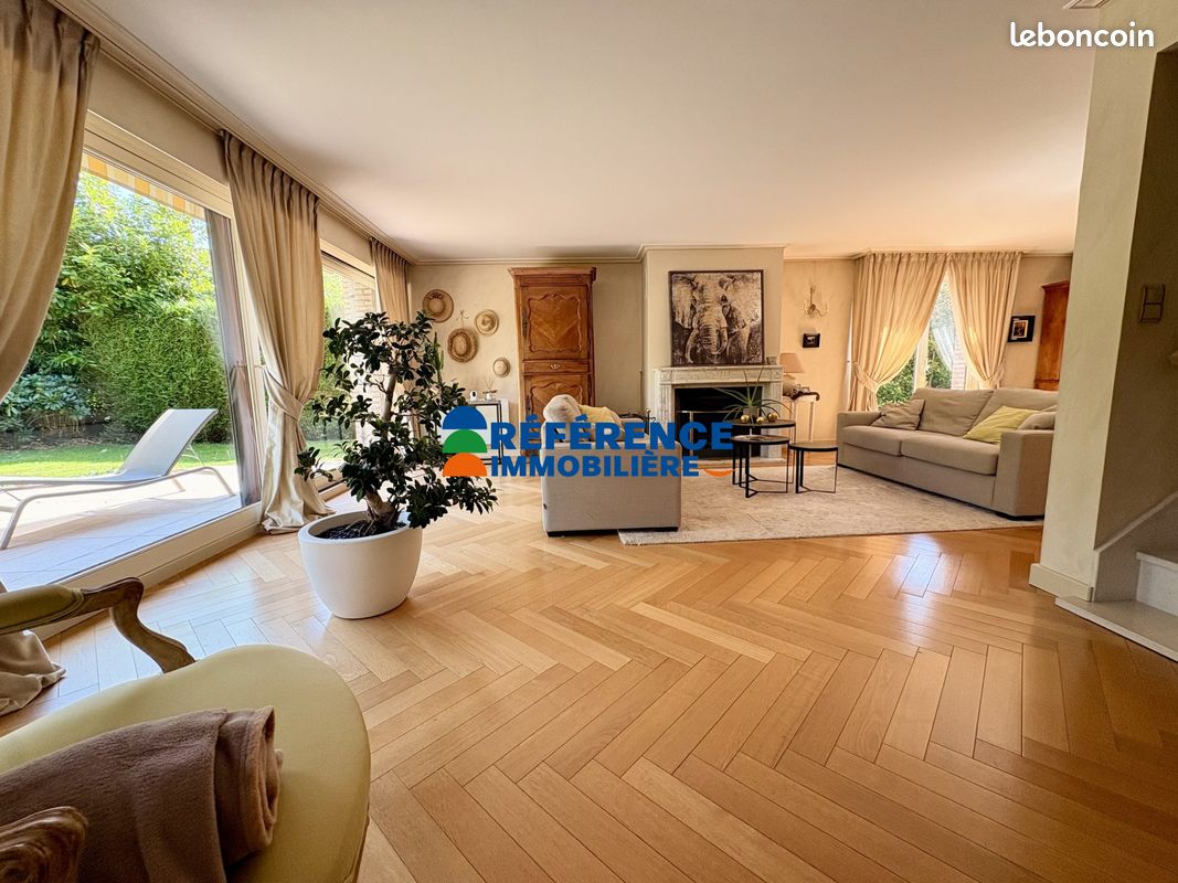 Maison 6 pièces 165 m² · à Wambrechies · 165 m² · 815 000 €