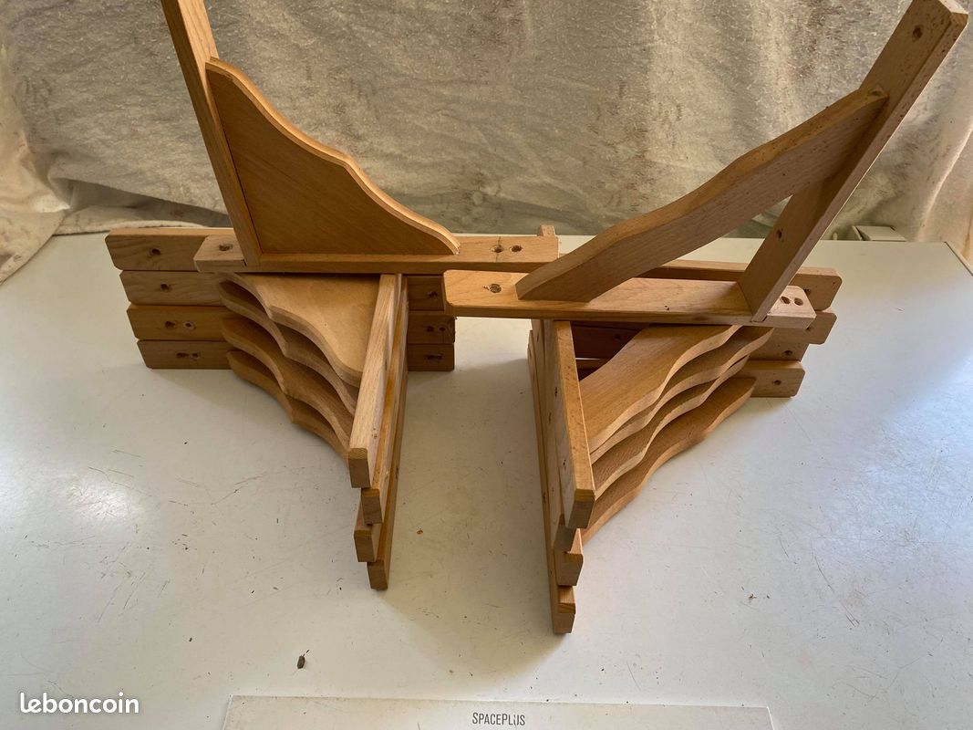Equerre en bois (image 1)