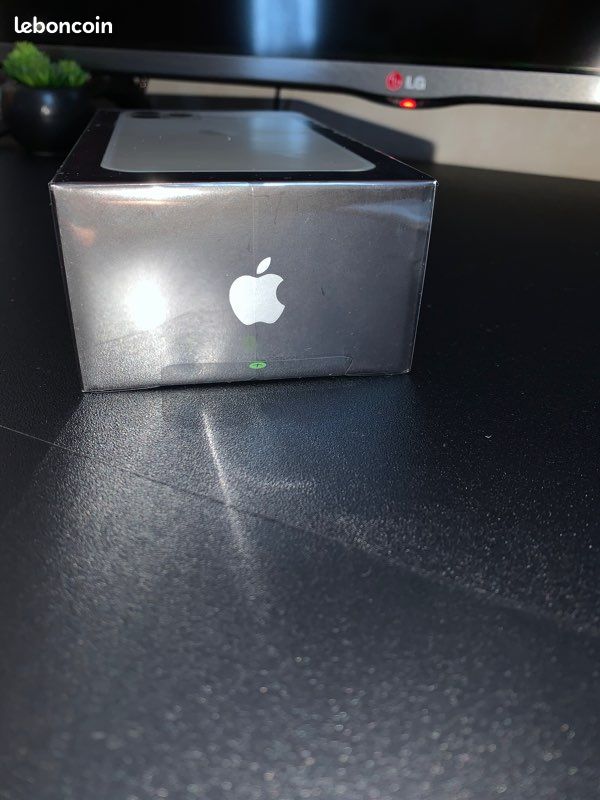 IPhone 11 Pro (image 5)