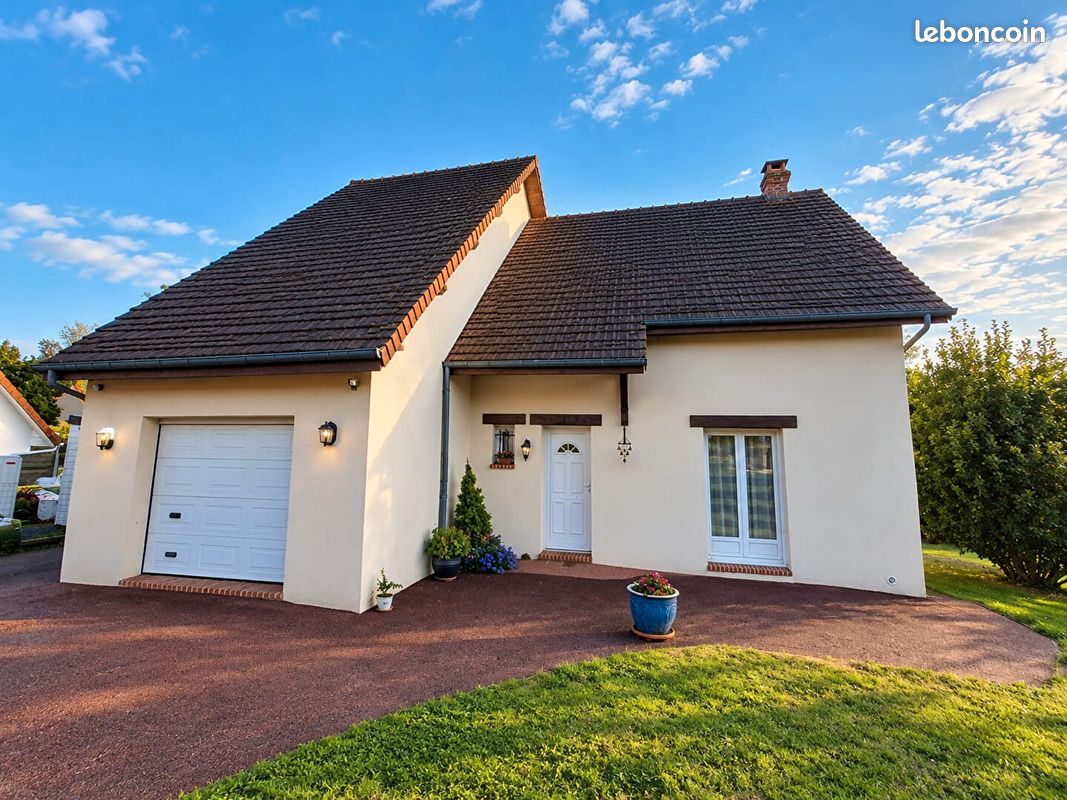 Maison 7 pièces 185 m² · à Bourg-Achard · 185 m² · 379 000 €