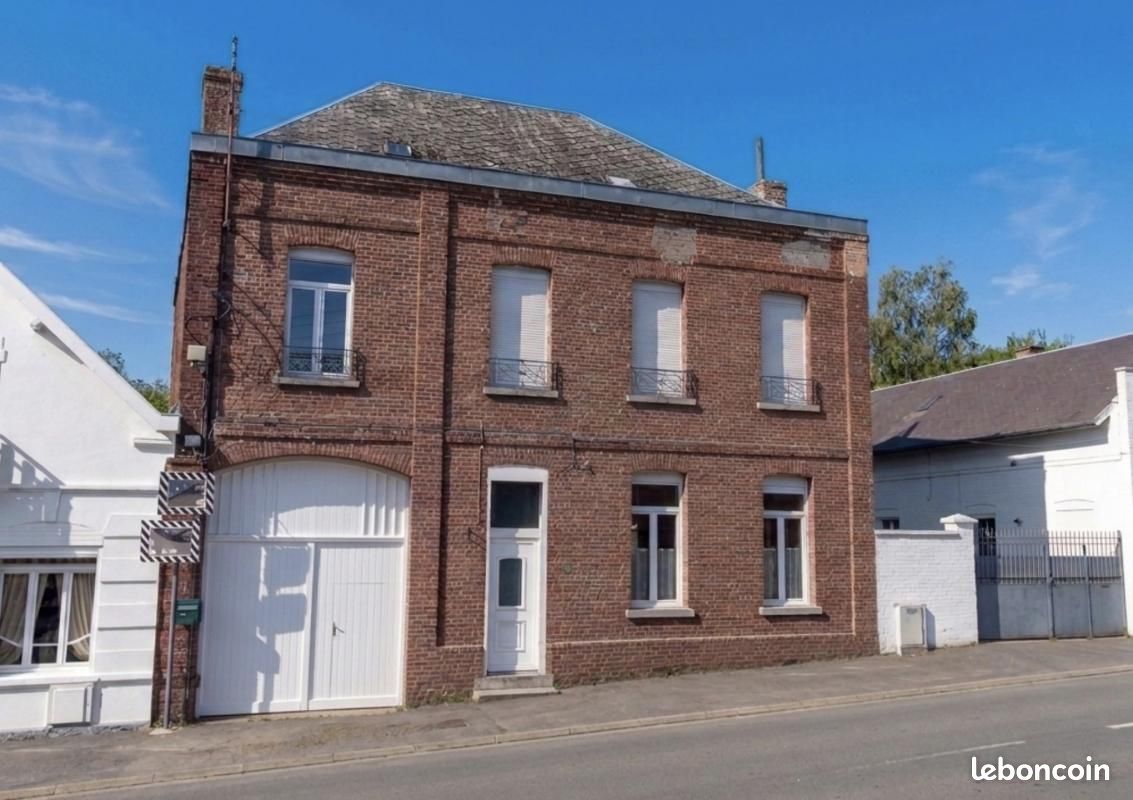 Maison 7 pièces 156 m² · à Maretz · 156 m² · 84 000 €