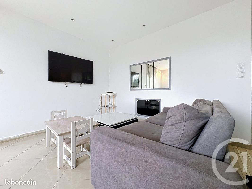 Appartement 3 pièces 66 m² · à Savigny-le-Temple · 66 m² · 1 000 €/mois