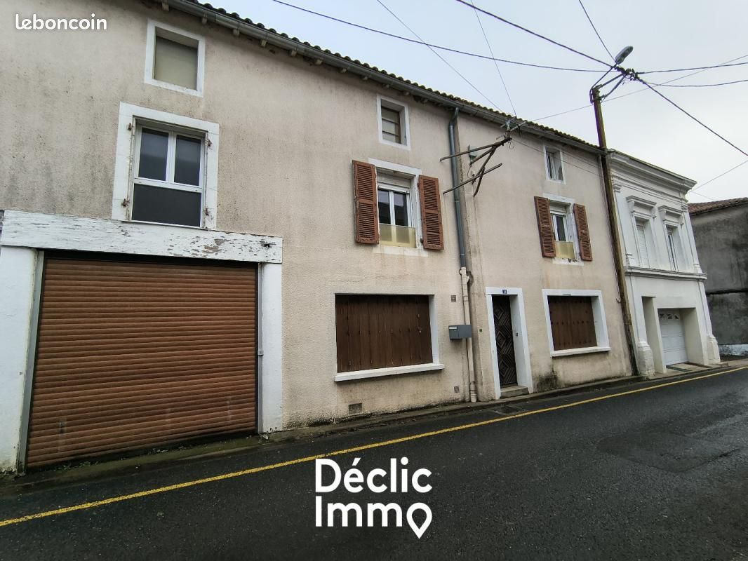 Maison 9 pièces 193 m² · à Thénezay · 193 m² · 109 500 €