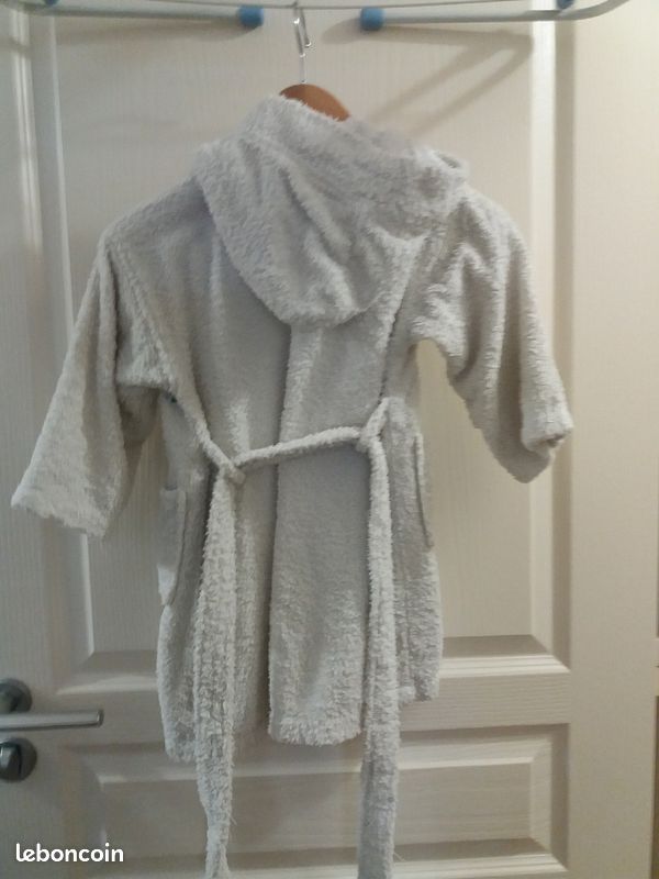 Peignoir blanc enfant 4 ans (image 2)