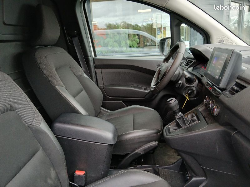 Renault KANGOO VAN L1 1.5 BLUE DCI 115CH ADVANCE -24 (image 7)