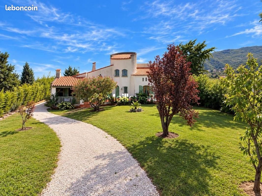 Maison 6 pièces 176 m² à Joch