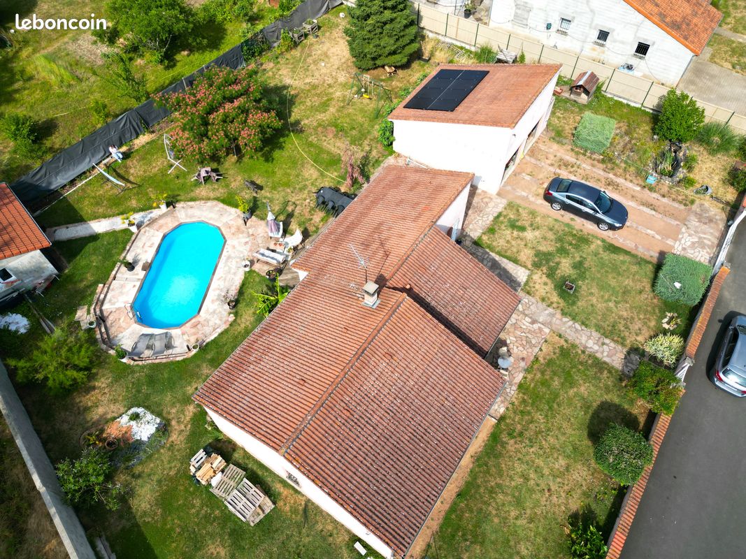 Maison 5 pièces 108 m² · à Maringues · 108 m² · 279 900 €