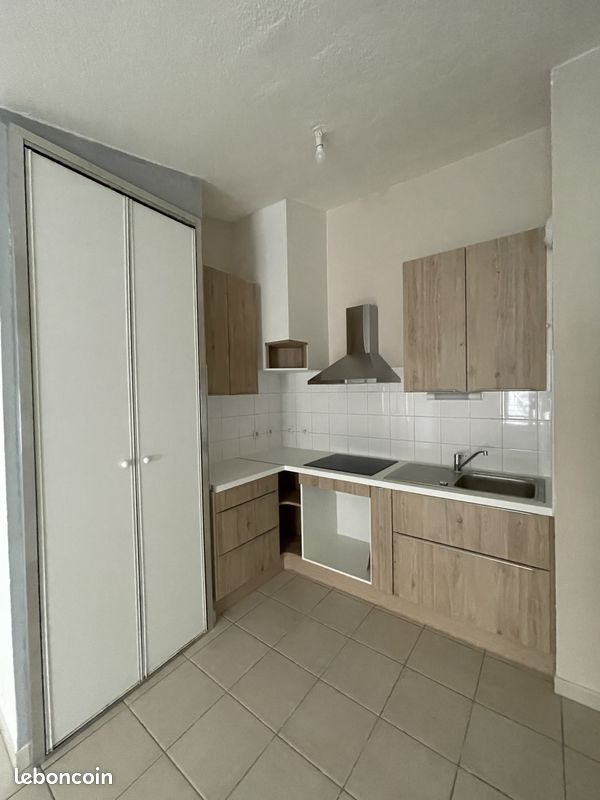 Appartement 3 pièces 55 m² · à Narbonne · 55 m² · 550 €/mois