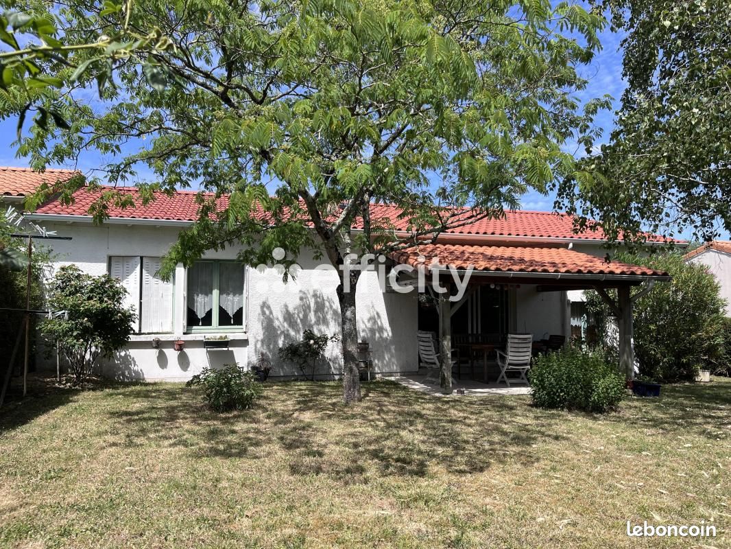 Maison 4 pièces 88 m² · à Niort · 88 m² · 176 000 €