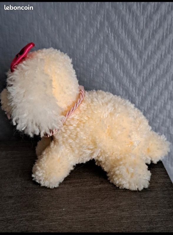 Peluche chien blanc en laine (image 5)