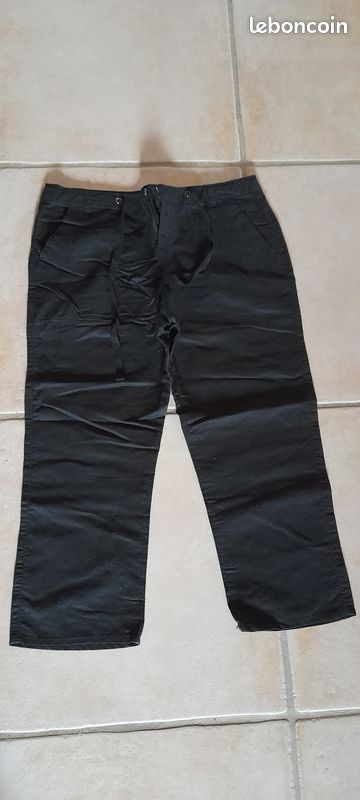 Pantacourt noir taille 38 (image 1)